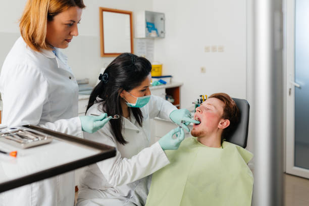Best Emergency Tooth Extraction in Midlothian, IL